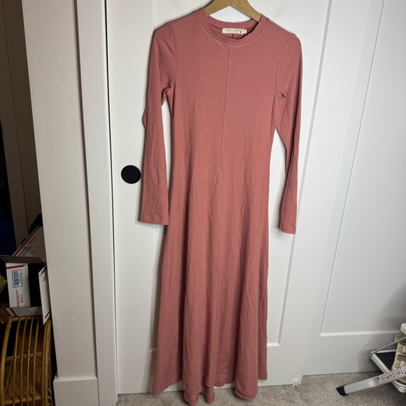 NWOT Christy Dawn Pink Ribbed Knit Long Sleeve Maxi Dress Size Small - Picture 1 of 4